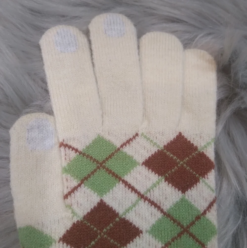 Argyle Style Acrylic Gloves In Beige